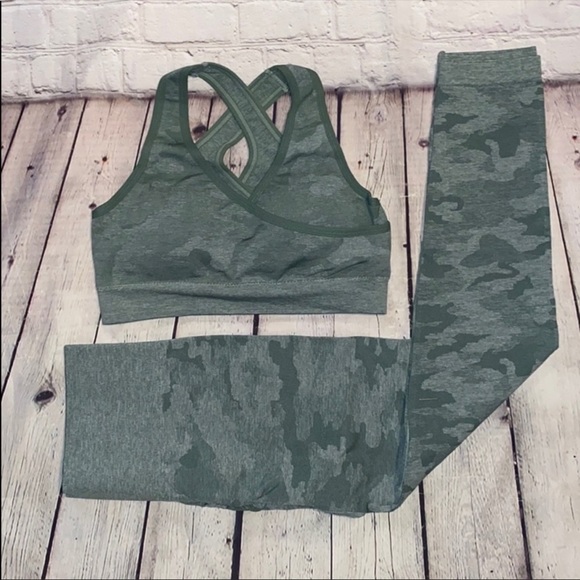 π Green High Waisted Camouflage Set π - Picture 4 of 15